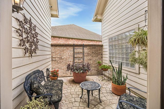 9322 Mystic Falls Lane, Humble, TX 77396