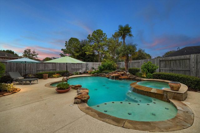 9322 Mystic Falls Lane, Humble, TX 77396