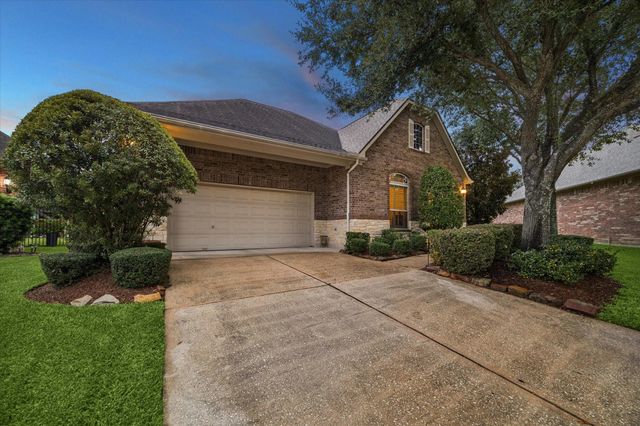 9322 Mystic Falls Lane, Humble, TX 77396