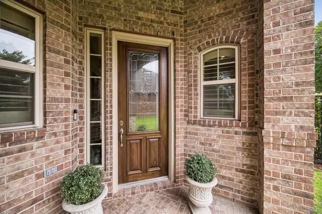 9322 Mystic Falls Lane, Humble, TX 77396