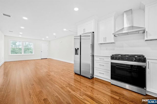 83 Harrison Avenue 2, Waldwick, NJ 07463