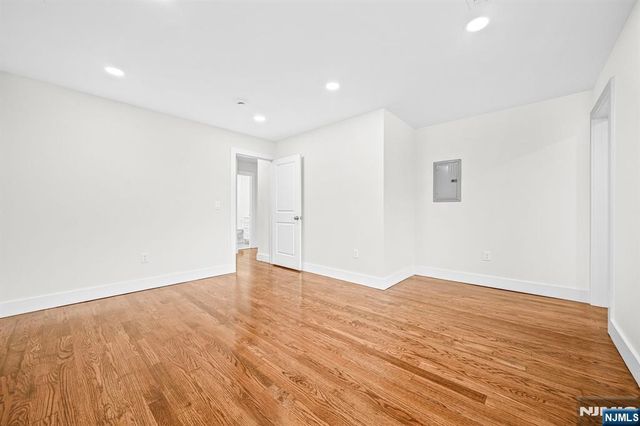 83 Harrison Avenue 2, Waldwick, NJ 07463