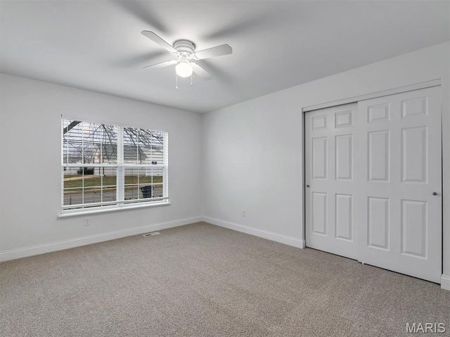 1312 Washingtons Crossing Drive, O'fallon, MO 63366