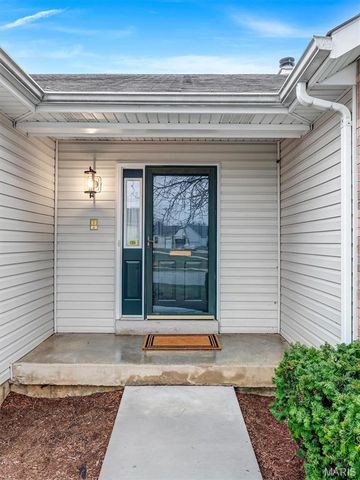 1312 Washingtons Crossing Drive, O'fallon, MO 63366