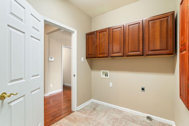 300 TANGLEWOOD Road, Hot Springs, AR 71913