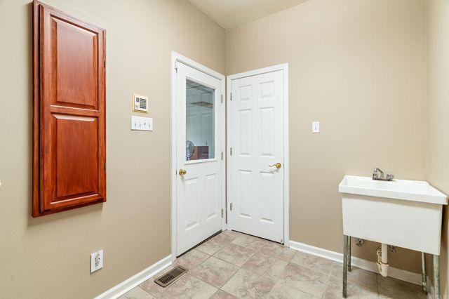 300 TANGLEWOOD Road, Hot Springs, AR 71913