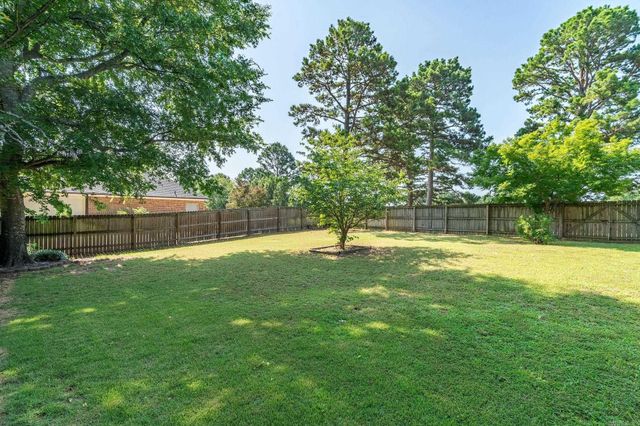 300 TANGLEWOOD Road, Hot Springs, AR 71913
