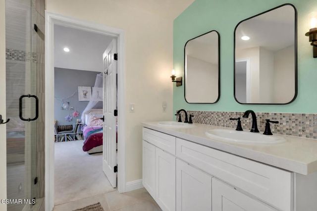 2854 E Sierra Drive, Thousand Oaks, CA 91362