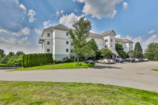 16 Mountain Laurels Dr Apt 303, Nashua, NH 03062