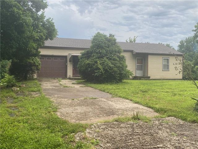 1211 Quincy Street, Leavenworth, KS 66048