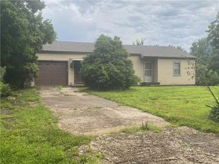 1211 Quincy Street, Leavenworth, KS 66048