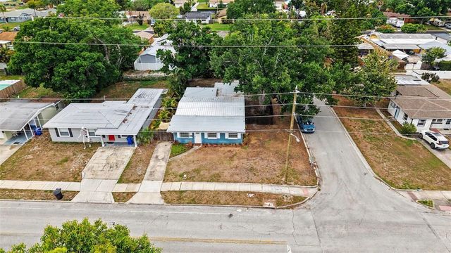 3901 13TH AVENUE N, St Petersburg, FL 33713