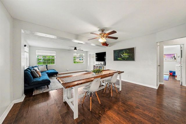 3901 13TH AVENUE N, St Petersburg, FL 33713