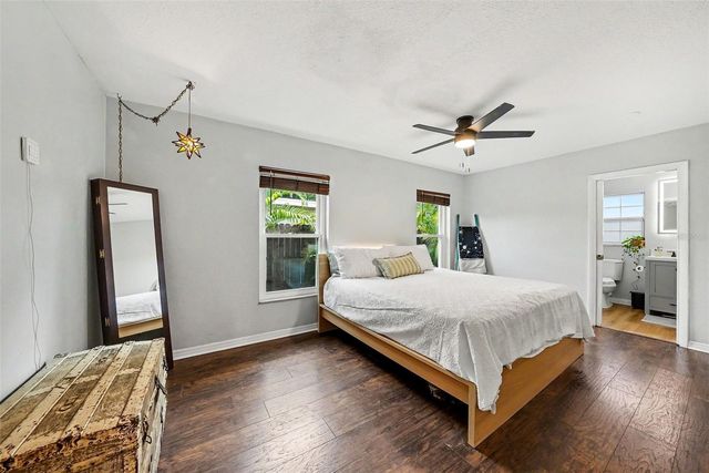 3901 13TH AVENUE N, St Petersburg, FL 33713