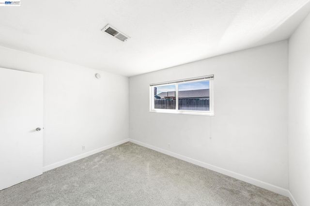 2049 Rosedale Dr, San Pablo, CA 94806