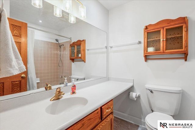 1511 N 144th Avenue Circle, Omaha, NE 68154