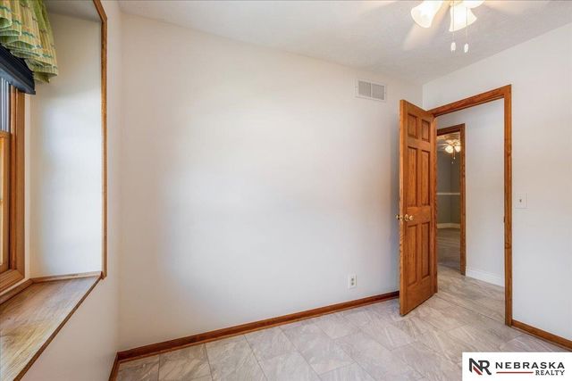 1511 N 144th Avenue Circle, Omaha, NE 68154