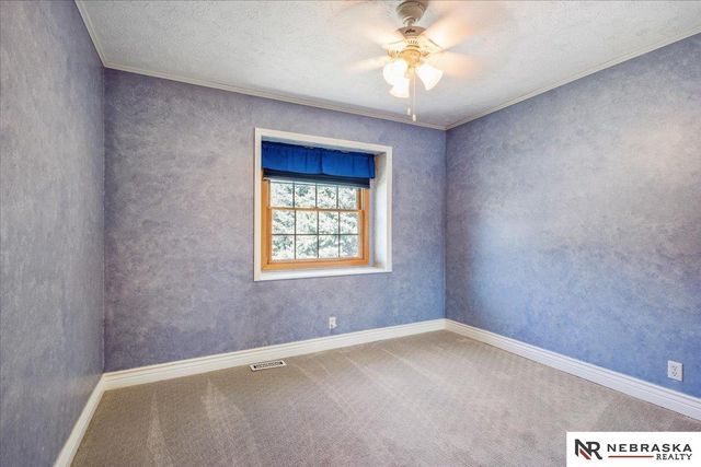 1511 N 144th Avenue Circle, Omaha, NE 68154