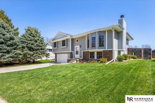 1511 N 144th Avenue Circle, Omaha, NE 68154