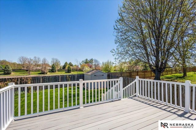 1511 N 144th Avenue Circle, Omaha, NE 68154