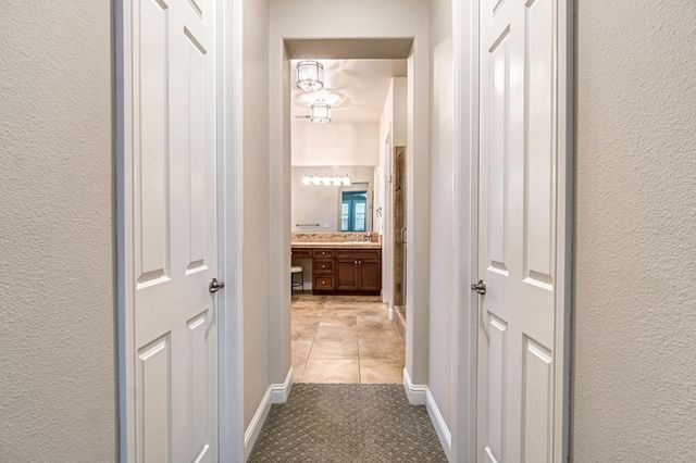 4199 N Quail Xing, Clovis, CA 93619