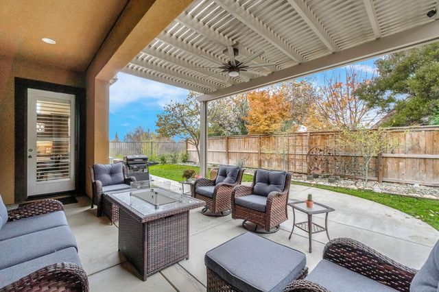 4199 N Quail Xing, Clovis, CA 93619