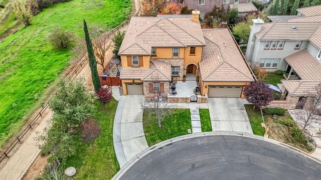 4199 N Quail Xing, Clovis, CA 93619