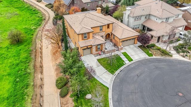 4199 N Quail Xing, Clovis, CA 93619