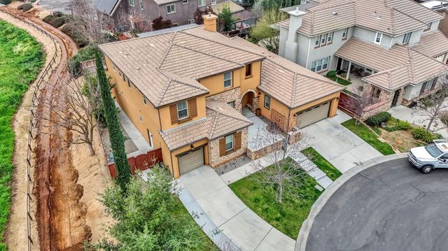 4199 N Quail Xing, Clovis, CA 93619