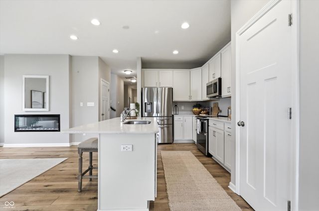 131 Hovden Drive, Cicero, IN 46034