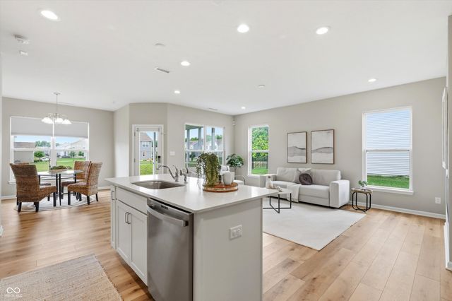 131 Hovden Drive, Cicero, IN 46034