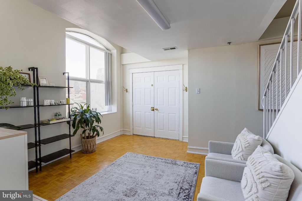525 S 4TH ST #500, PHILADELPHIA, PA 19147 — photo 4