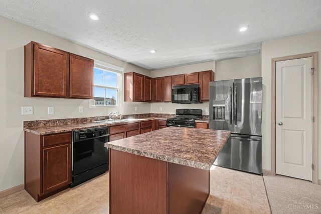 4798 Sullivans Ridge Drive, Morrow, OH 45152