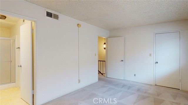 14332 Dickens 19, Sherman Oaks, CA 91423