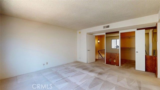 14332 Dickens 19, Sherman Oaks, CA 91423