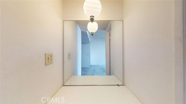 14332 Dickens 19, Sherman Oaks, CA 91423