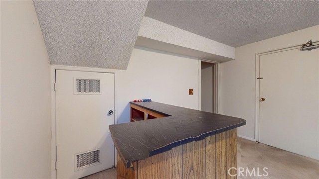 14332 Dickens 19, Sherman Oaks, CA 91423