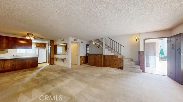 14332 Dickens 19, Sherman Oaks, CA 91423