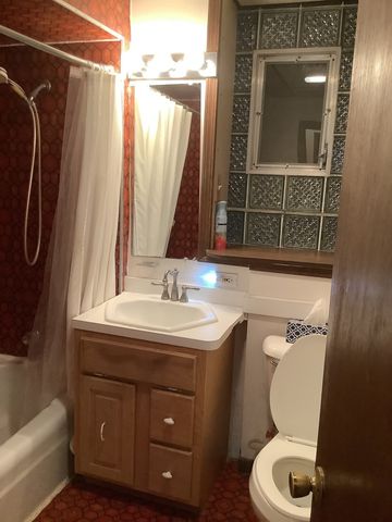 3600 S Union Avenue, Chicago, IL 60609