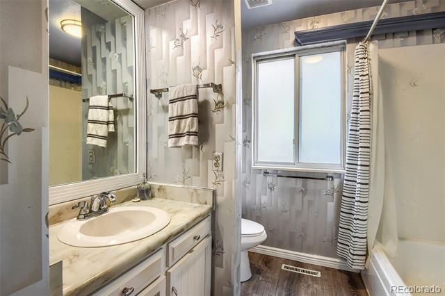 5460 S Rifle St, Aurora, CO 80015