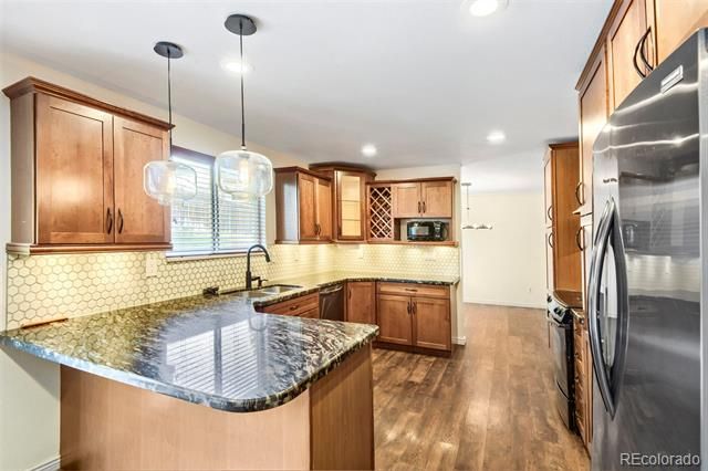 5460 S Rifle St, Aurora, CO 80015