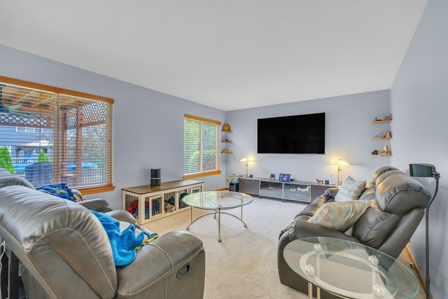 9712 Bennington Drive, Huntley, IL 60142