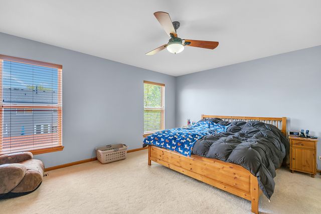 9712 Bennington Drive, Huntley, IL 60142