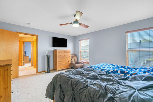 9712 Bennington Drive, Huntley, IL 60142