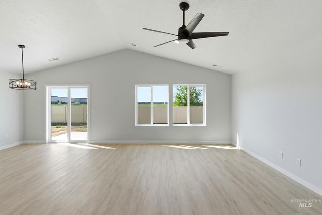 4316 Dayton St, Caldwell, ID 83605