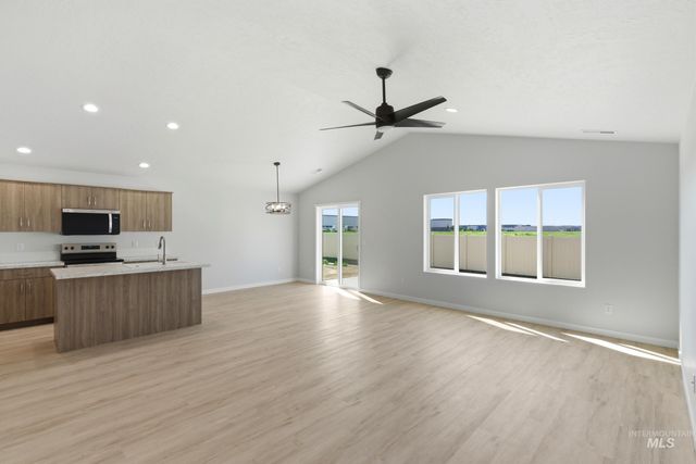 4316 Dayton St, Caldwell, ID 83605