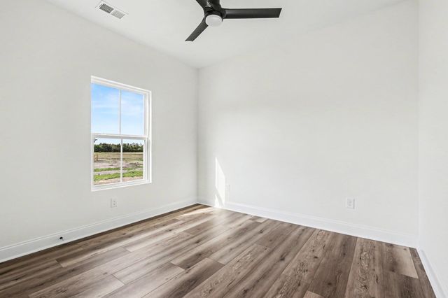 1136 Merritt Rd, Conway, SC 29526