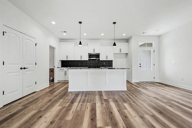 1136 Merritt Rd, Conway, SC 29526