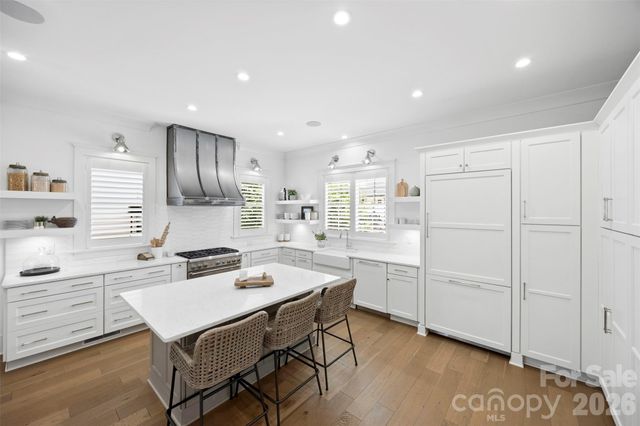 512 Living Way, Charlotte, NC 28204