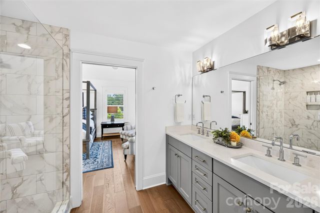 512 Living Way, Charlotte, NC 28204